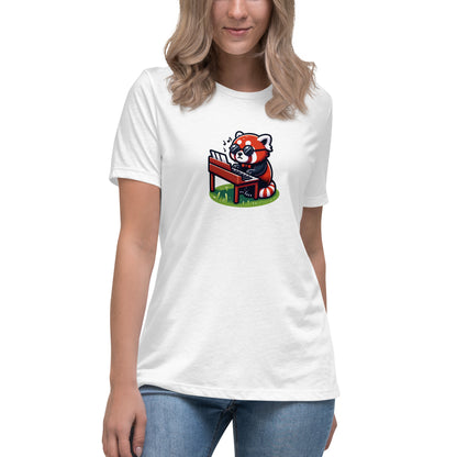 Chill Red Panda Music Scene 2 Women's Relaxed T-Shirt